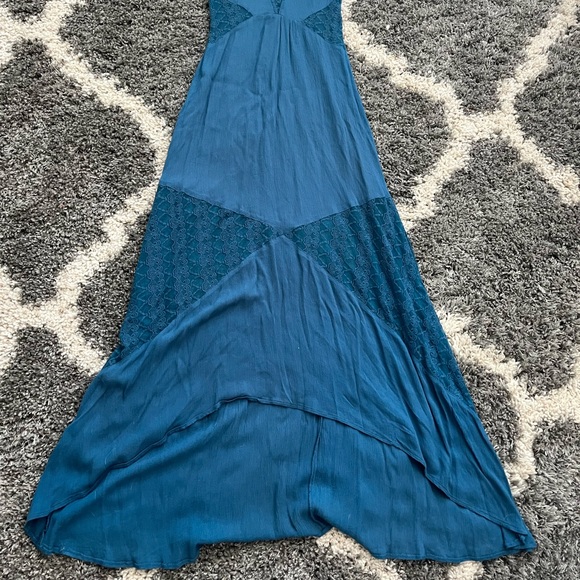 Teal Lace Maxi - Picture 2 of 5